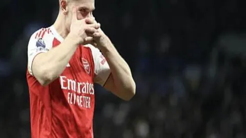 “澳网女单首轮战况：巴多萨VS王欣瑜，精彩瞬间盘点”