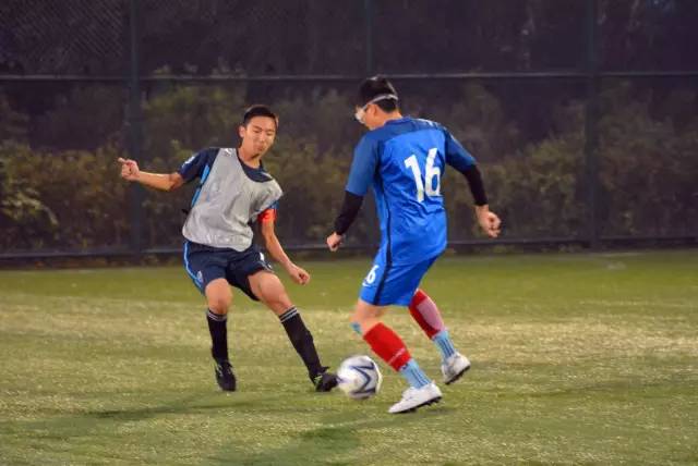 机场的塔台 机场的塔台